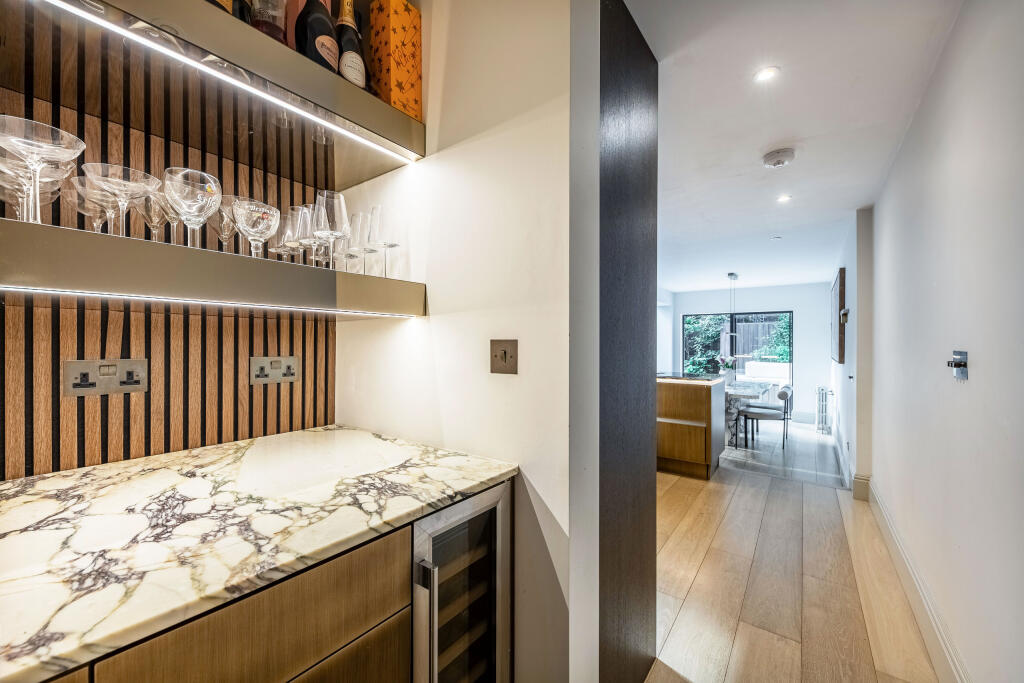 Apartment in London, Kensal Town, Maida Hill - View 5