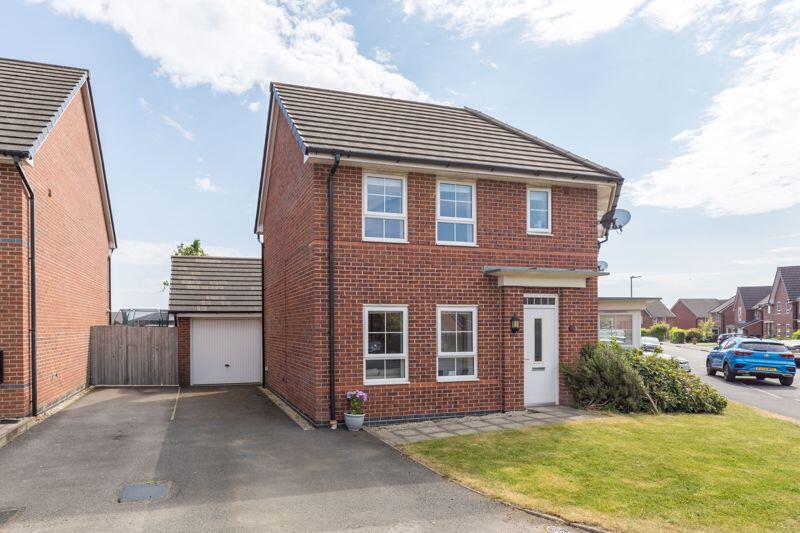 3-bed detached on Findley Cook Road, Highfield, WN3 6GJ, £279,995