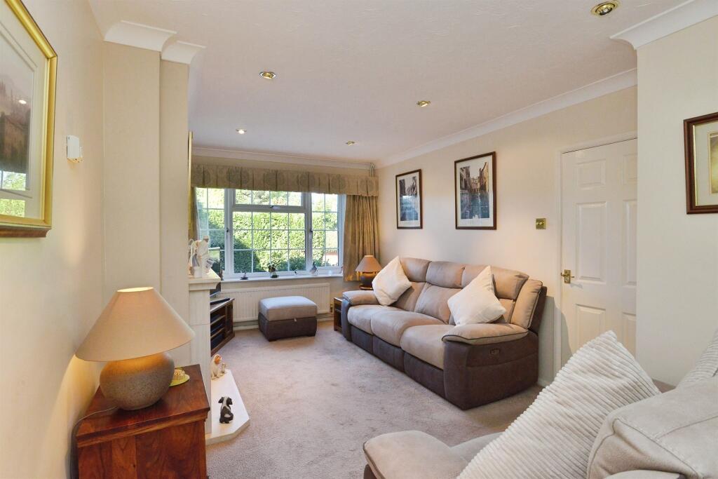 House in Newton Longville - View 5