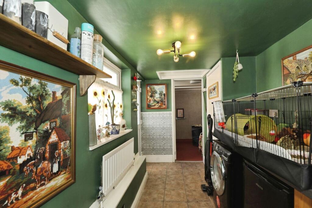 House in Stoke-on-Trent - More