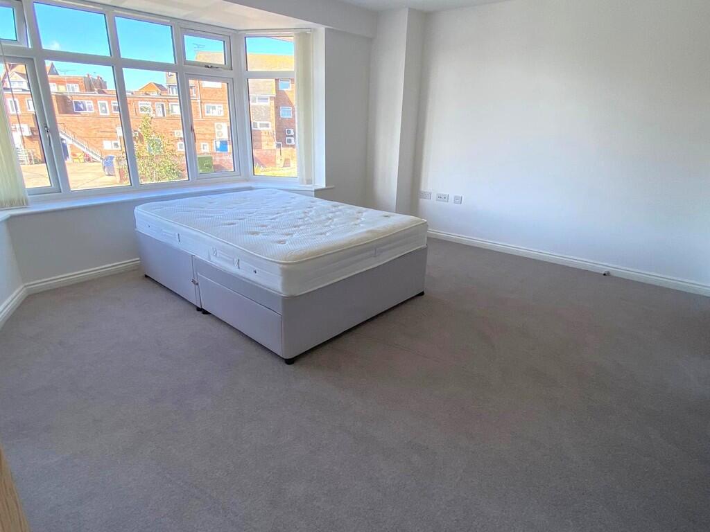 Apartment in Colchester - More