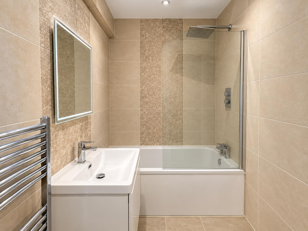 Apartment in Epsom and Ewell, Epsom - More