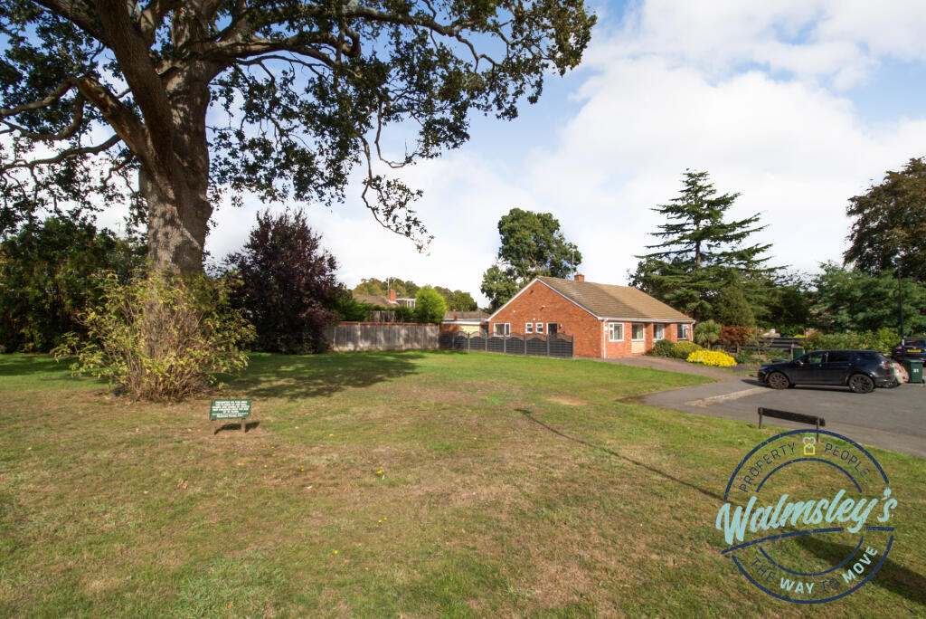 2-bed bungalow on Finnemore Close, Coventry, West Midlands, £295,000