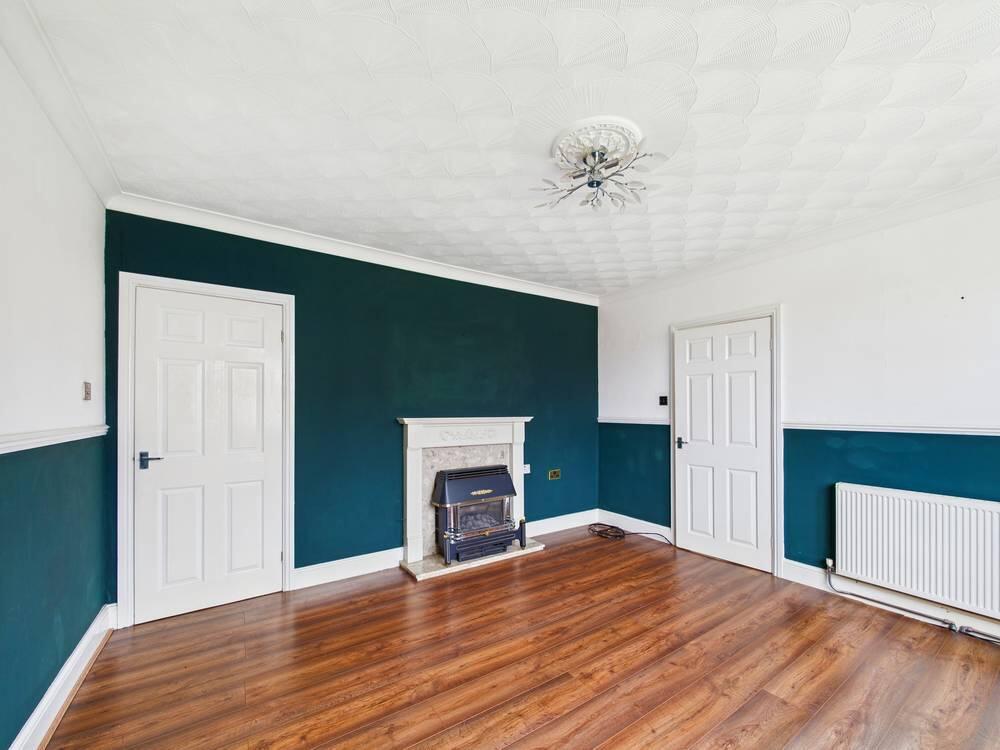 Manor Drive, Featherstone, Pontefract photo 2