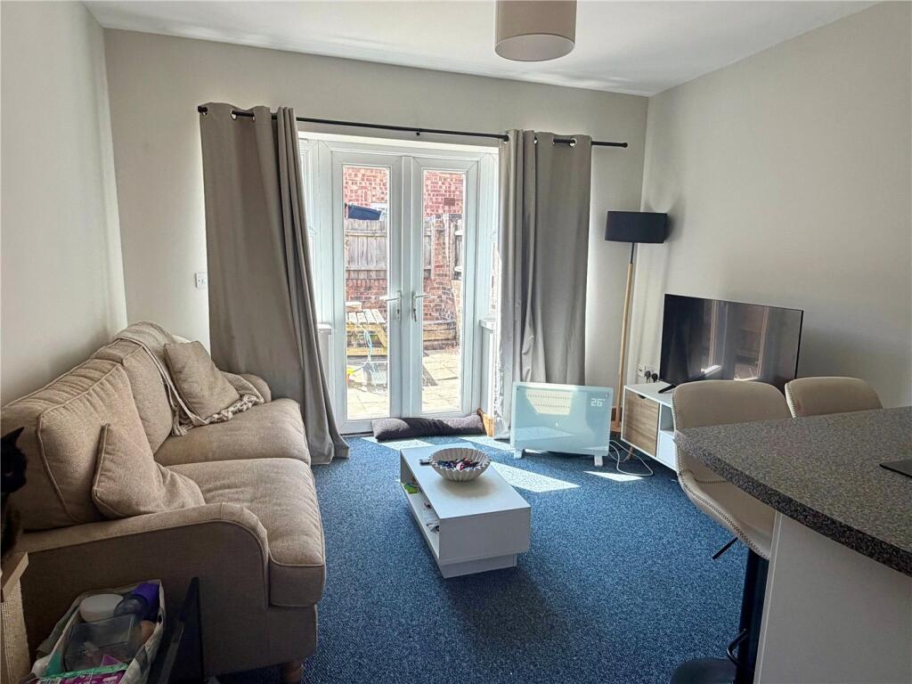 House in Nottingham - View 2