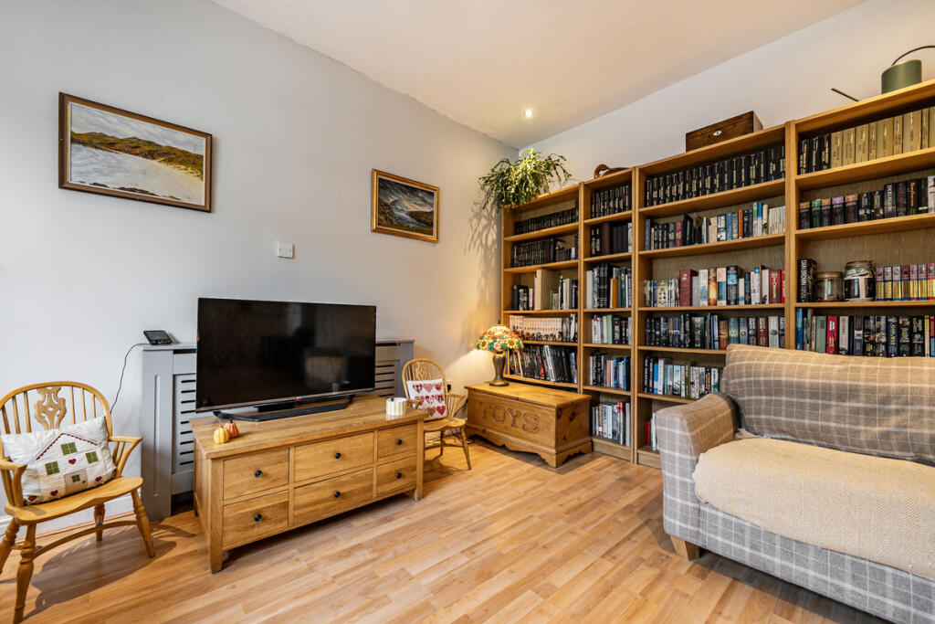 House in Brampton, Halton Lea Gate - View 5