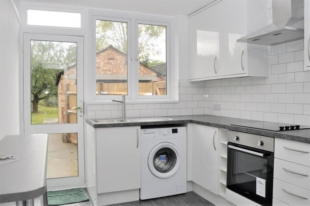 House in Enfield - View 4