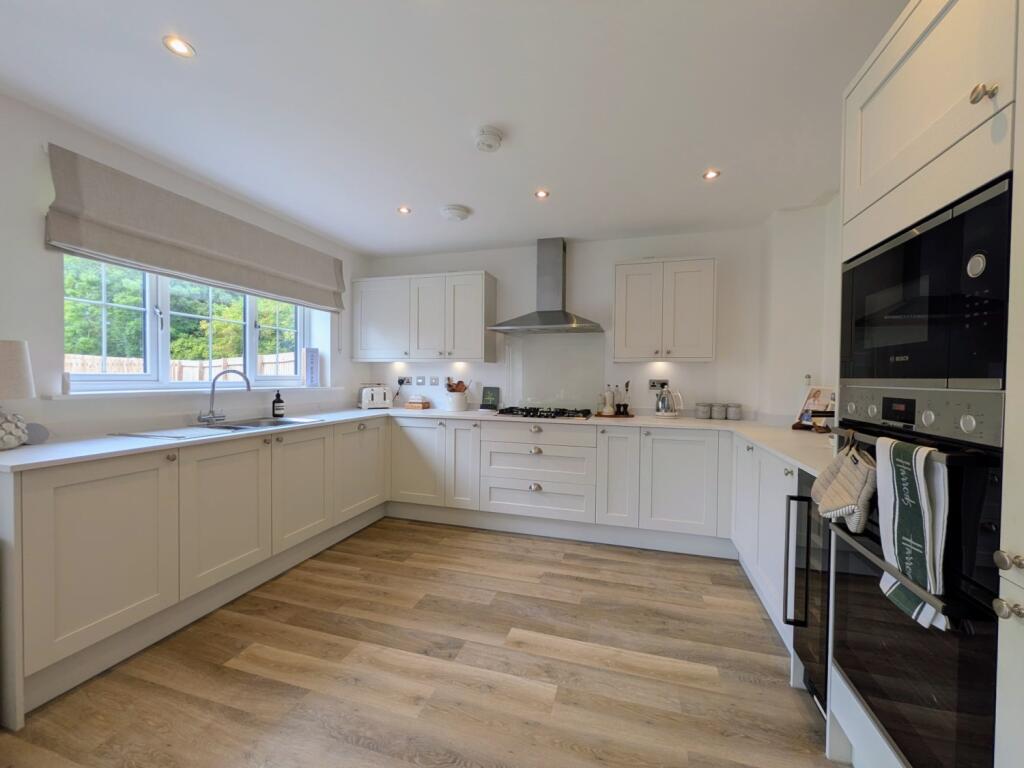 House in Stockton-on-Tees, Portrack - View 4