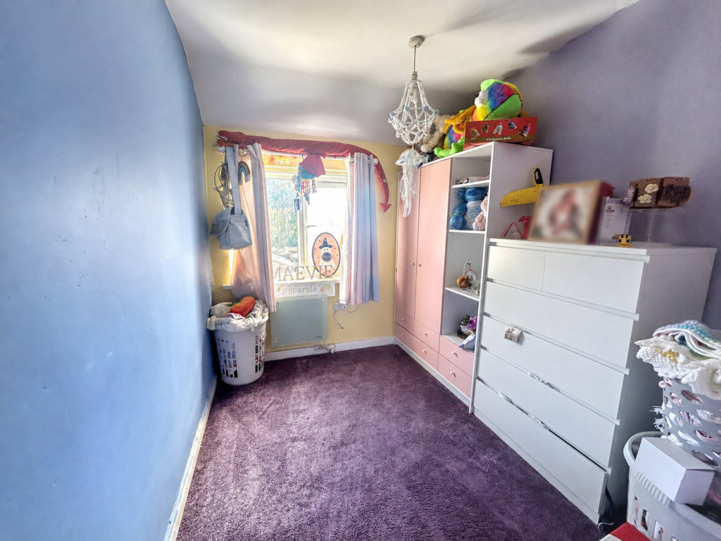 House in Sandwell, West Midlands - More