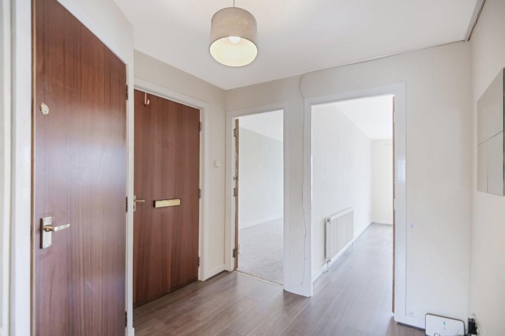 Apartment in Paisley, Renfrewshire - View 5