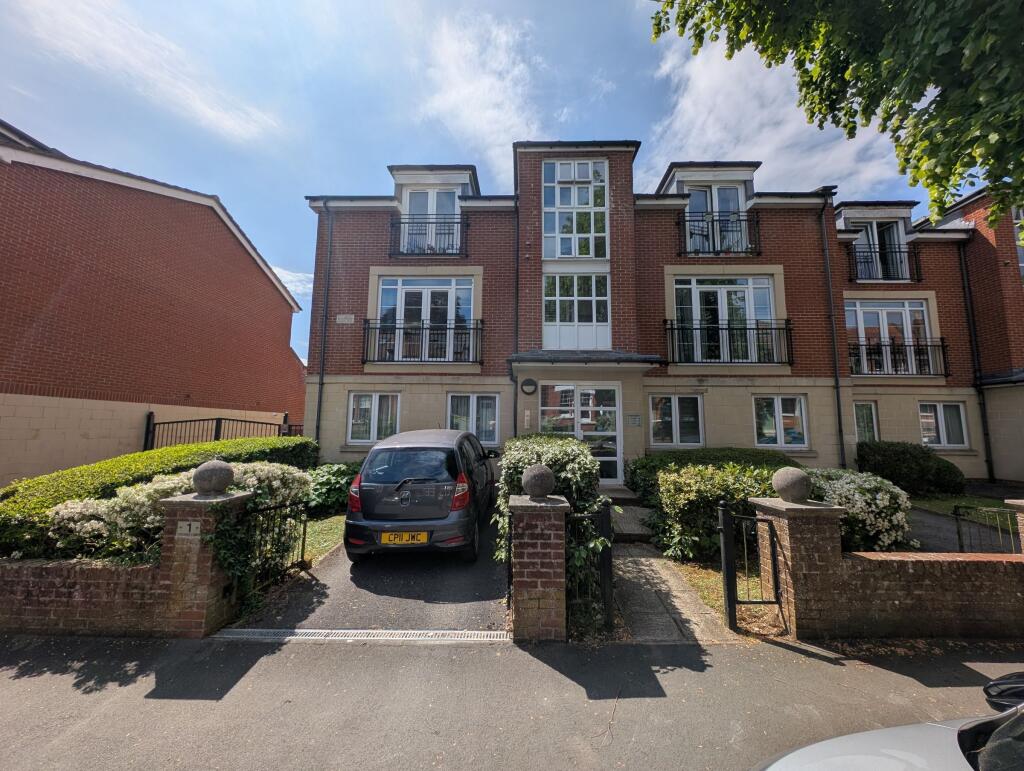 Main image of property: Linden Grange, Claremont Avenue, Bristol