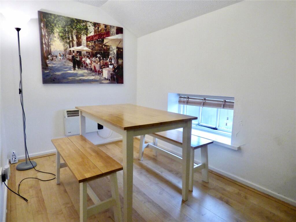 Apartment in Preston, Ingol, Plungington - More