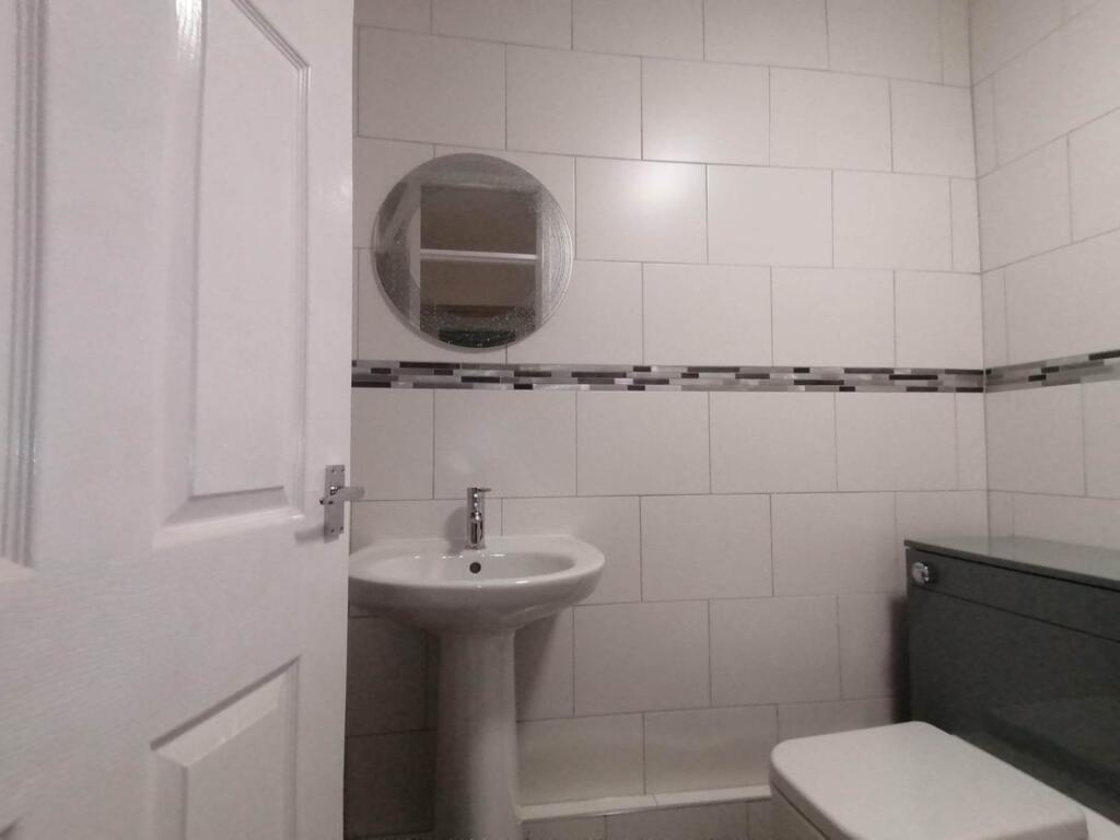 House in Sheffield - View 4