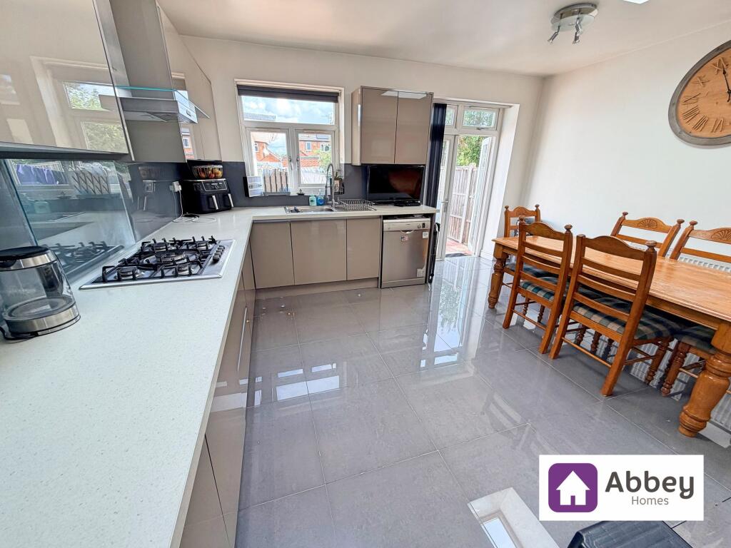 House in Leicester - View 4
