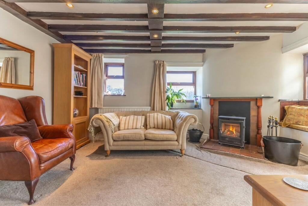 House in Lancaster - View 3