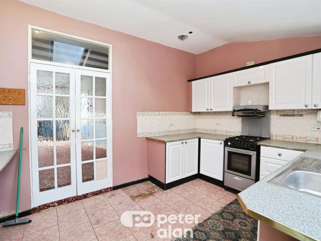 House in Newport, Croesyceiliog - View 5
