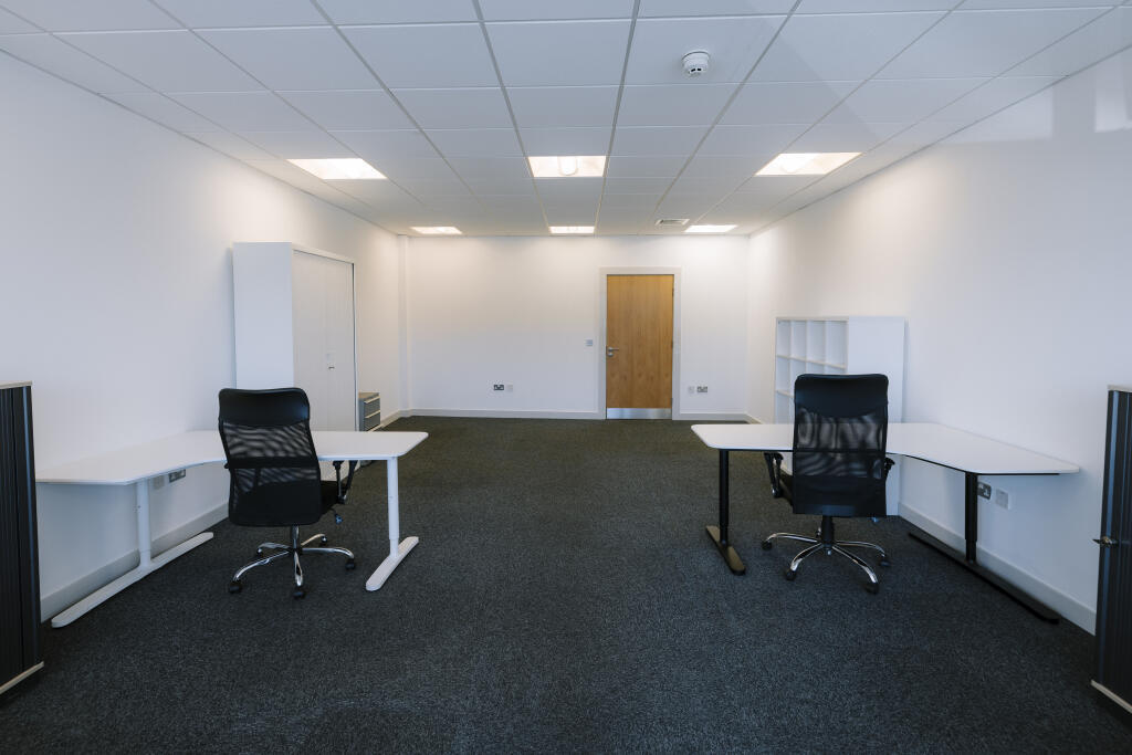 500sqft office
