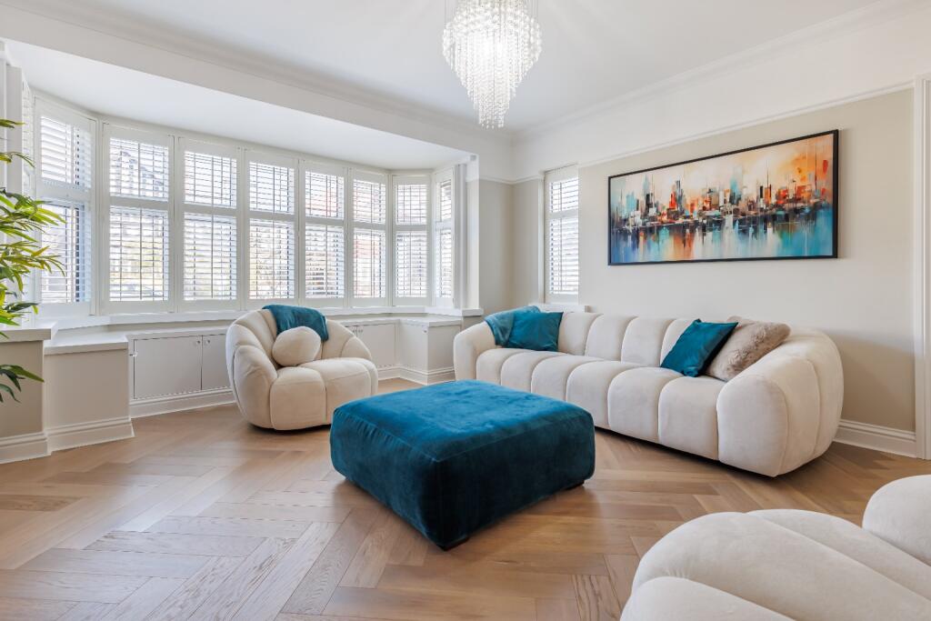 House in London - More
