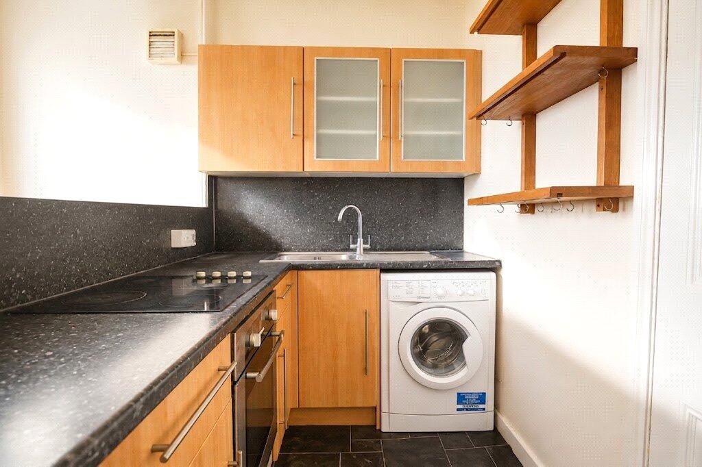 Apartment in Bristol - View 5