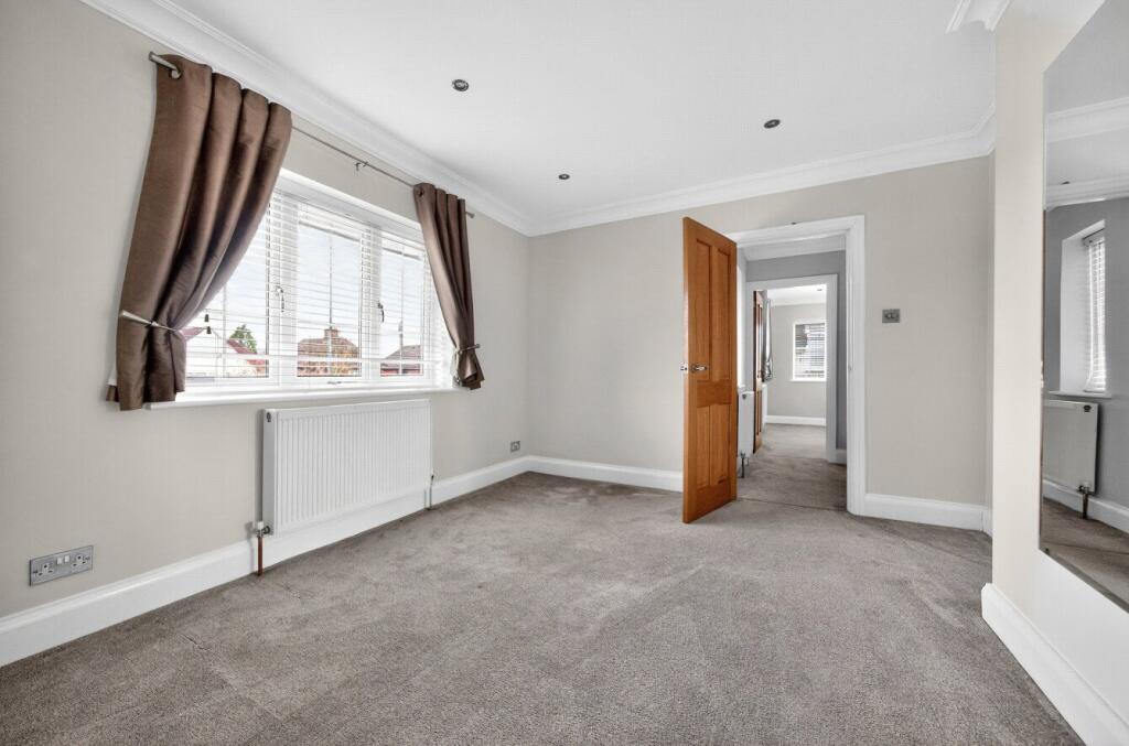 Additional image 18 of Bradmore Way, Brookmans Park, Hatfield, Hertfordshire, AL9