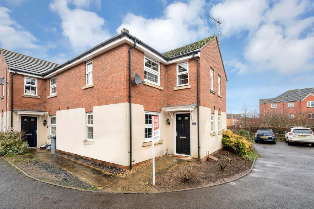 2-bed terraced on Badger Lane, Bourne, PE10, £160,000