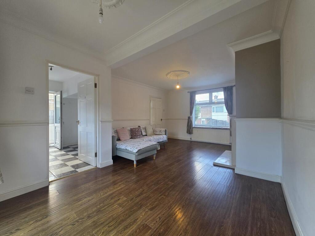 House in Gateshead, North East - View 2