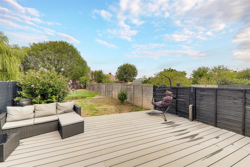 House in Brighton - View 2