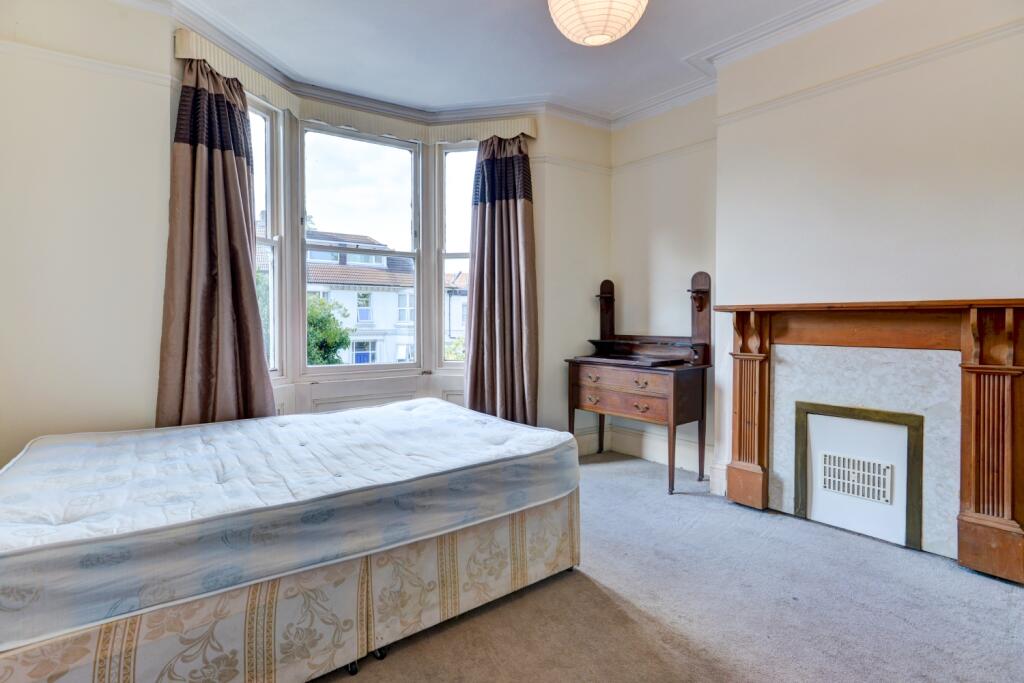 6 bedroom terraced house for rent