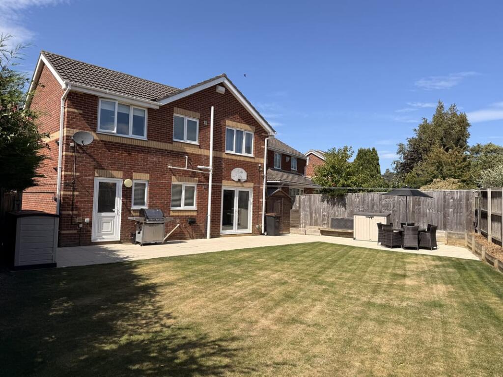 House in Chester-le-Street, Great Lumley - View 3