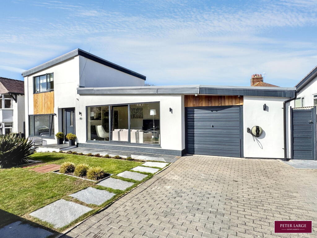 Main image of property: Tudor Avenue, Prestatyn, Denbighshire LL19 9HN