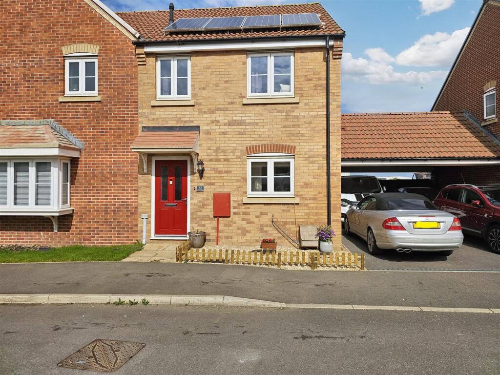 Main image of property: Walpole Close, Pinchbeck
