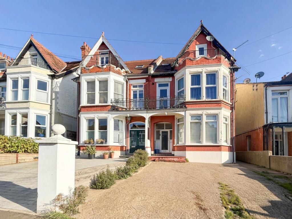 Main image of property: Cobham Road, Westcliff-On-Sea