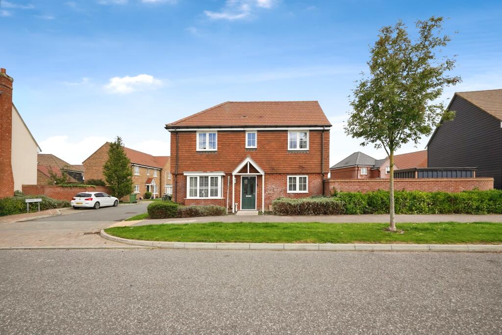 3-bed detached on Pipin Crescent, Ashford, TN25, £400,000