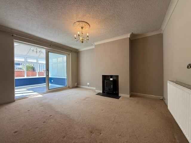 House in Worcester - View 4