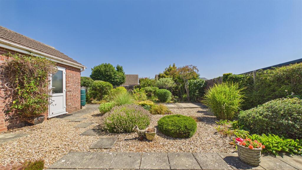 House in Peterborough, City of Peterborough - View 2