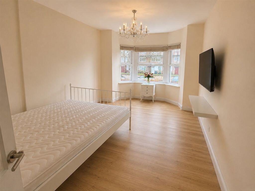 Apartment in London, Royal Borough of Greenwich - More