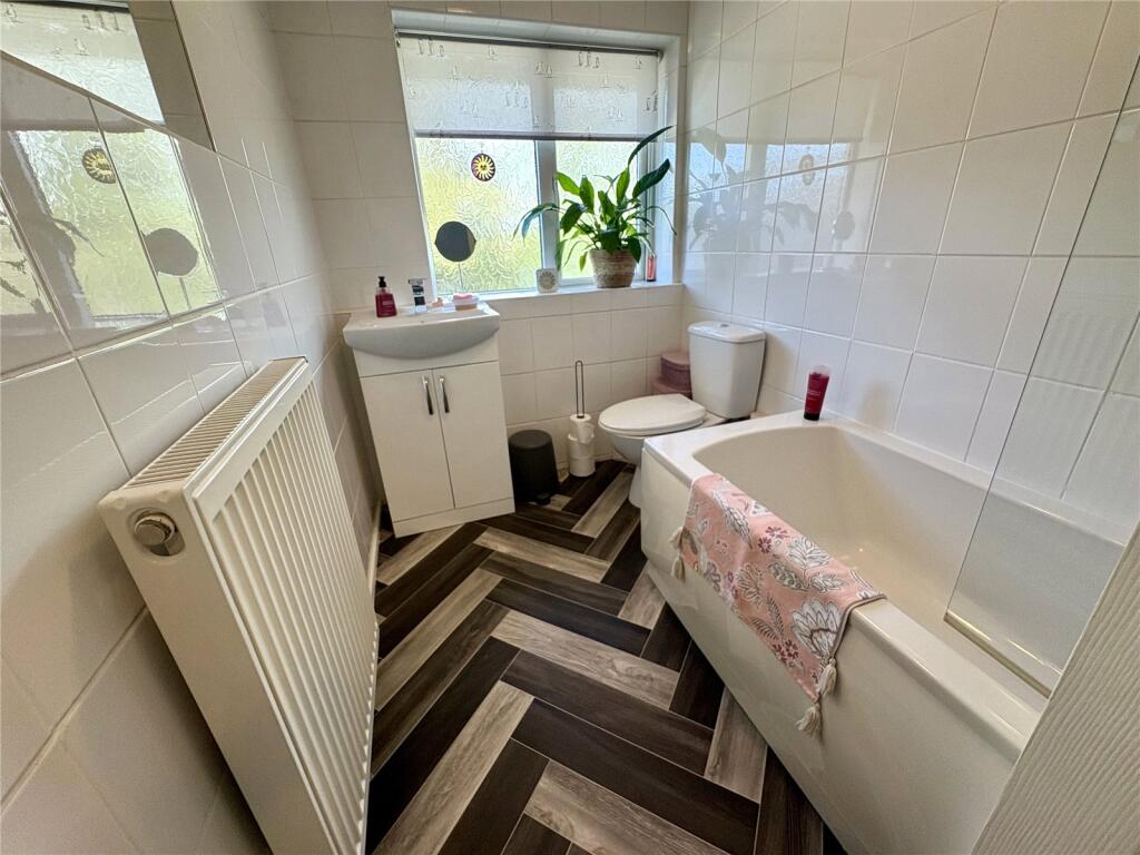 Apartment in Wolverhampton - View 4