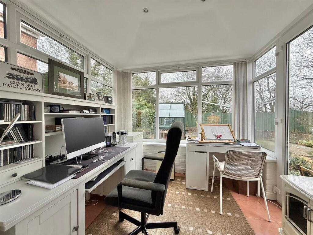 Additional image 11 of Apsley Close, Oldbury