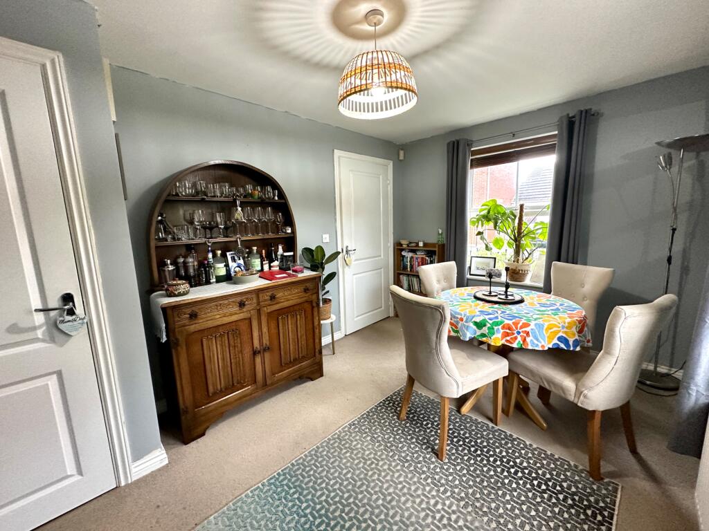 House in Walsall, West Midlands - View 3