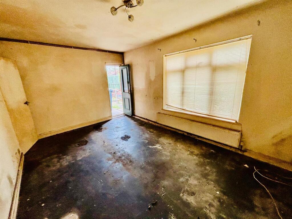 Apartment in Leeds - View 2