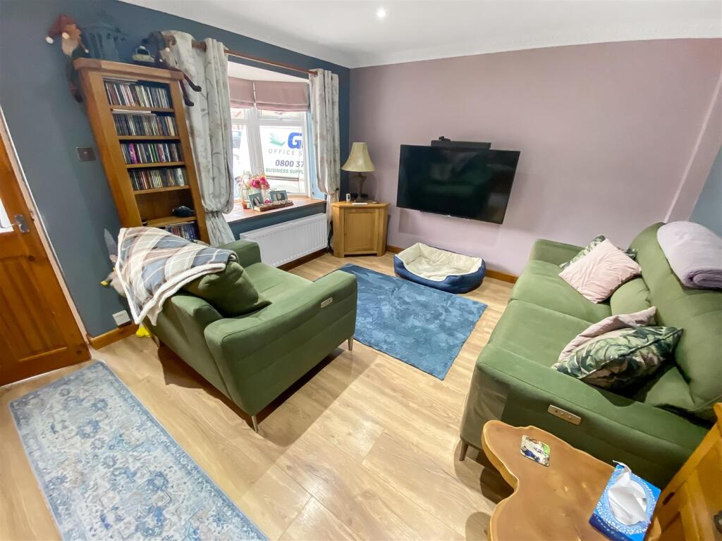 Yarrow Court, Woodham photo 2