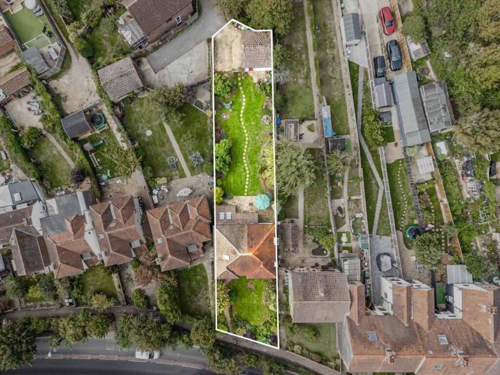 Additional image 23 of Watling Street, Park Street, St. Albans, Hertfordshire, AL2