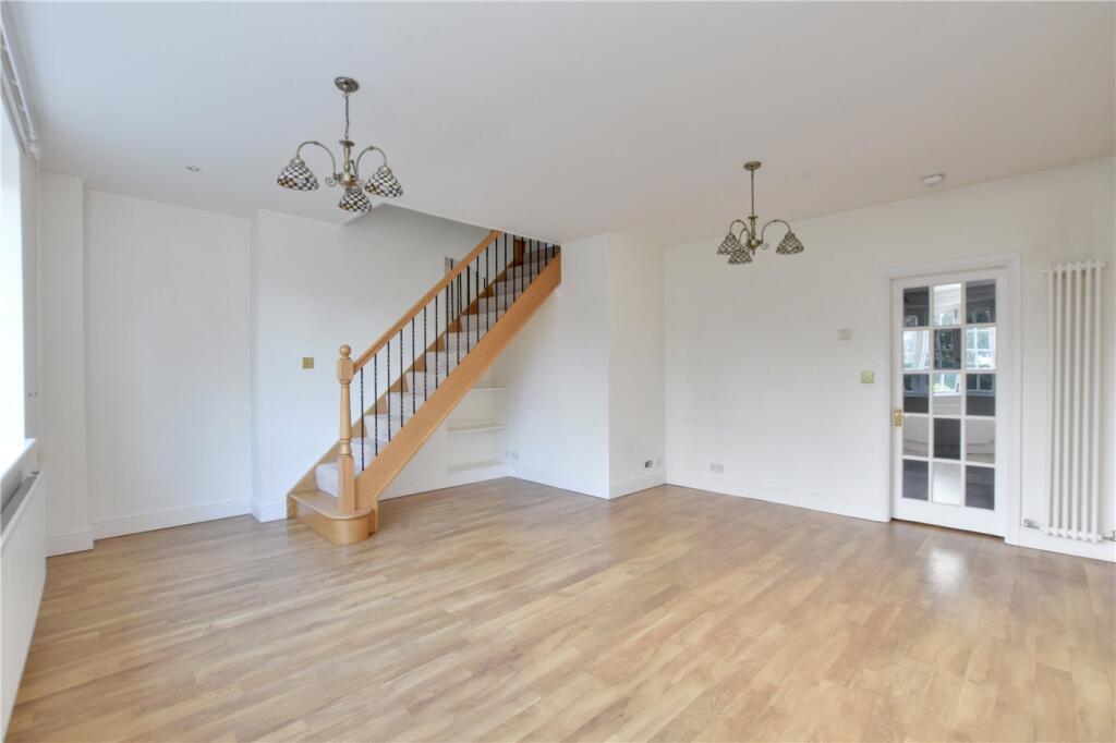 2 bedroom semi-detached house for rent