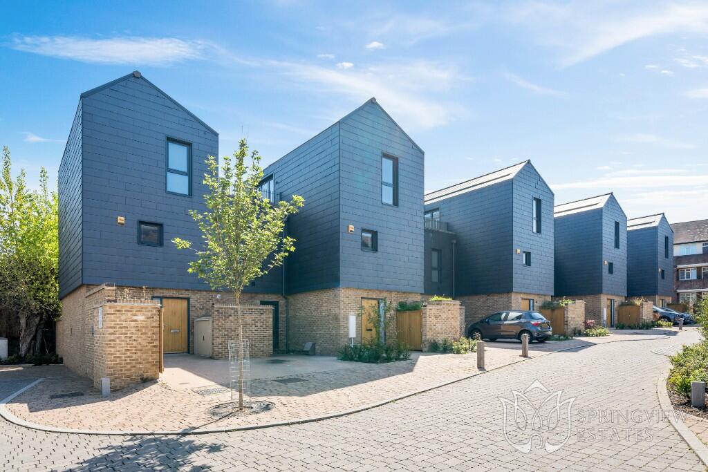 Main image of property: Stone Yard Mews, London, SE12