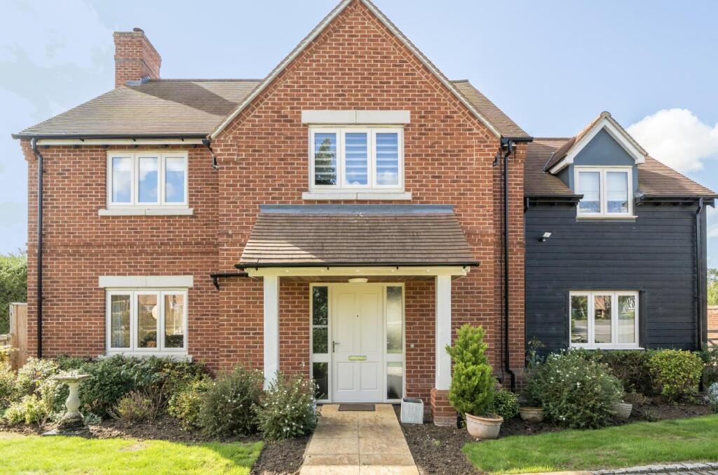 5-bed detached on Donnington Row, Dinton, £1,250,000