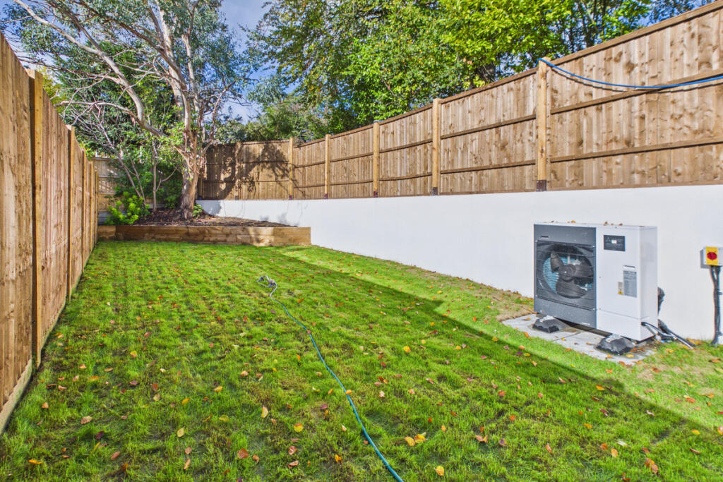 House in Hemel Hempstead - View 3