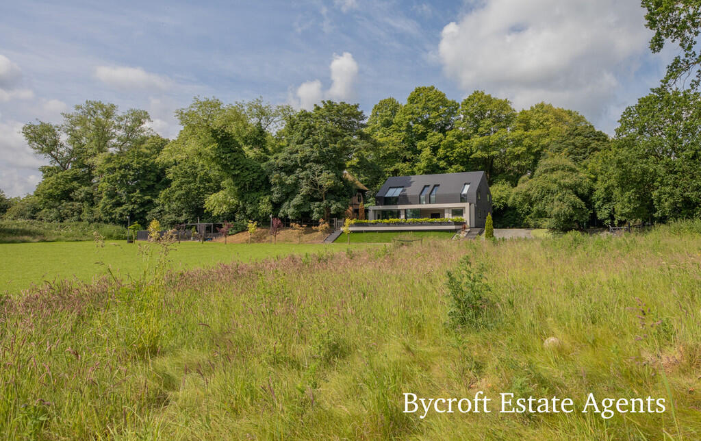 4-bed detached on Yarmouth Road, Ludham, Great Yarmouth, £800,000