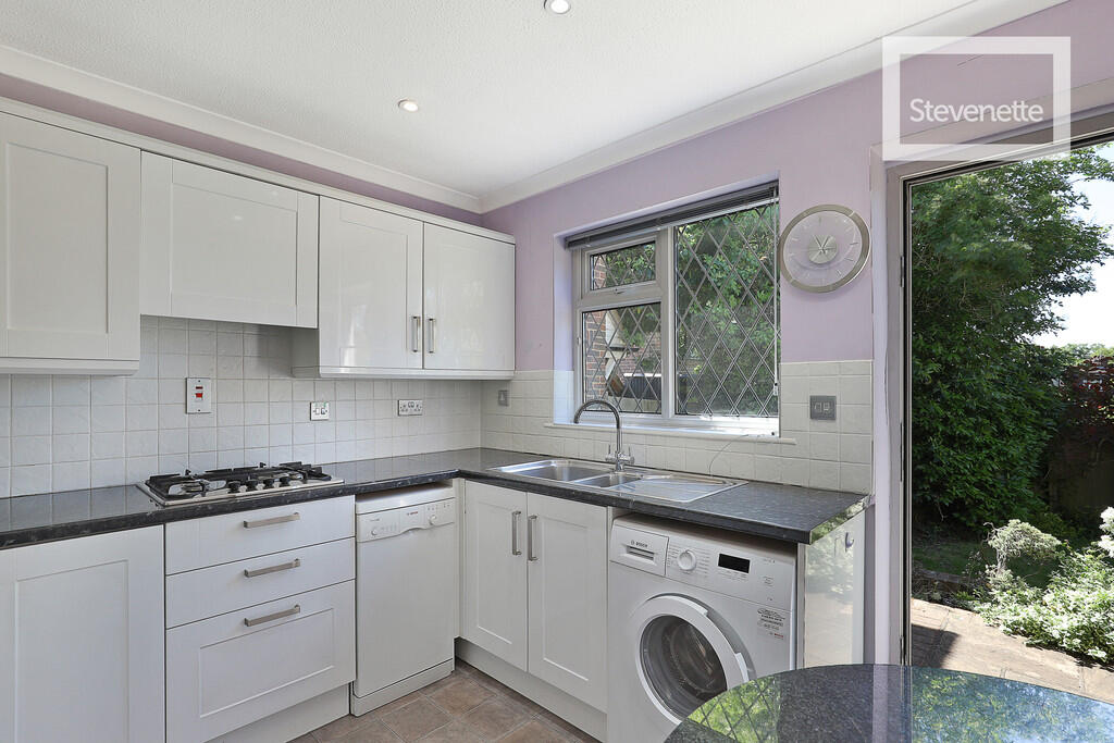 House in Ilford - View 5