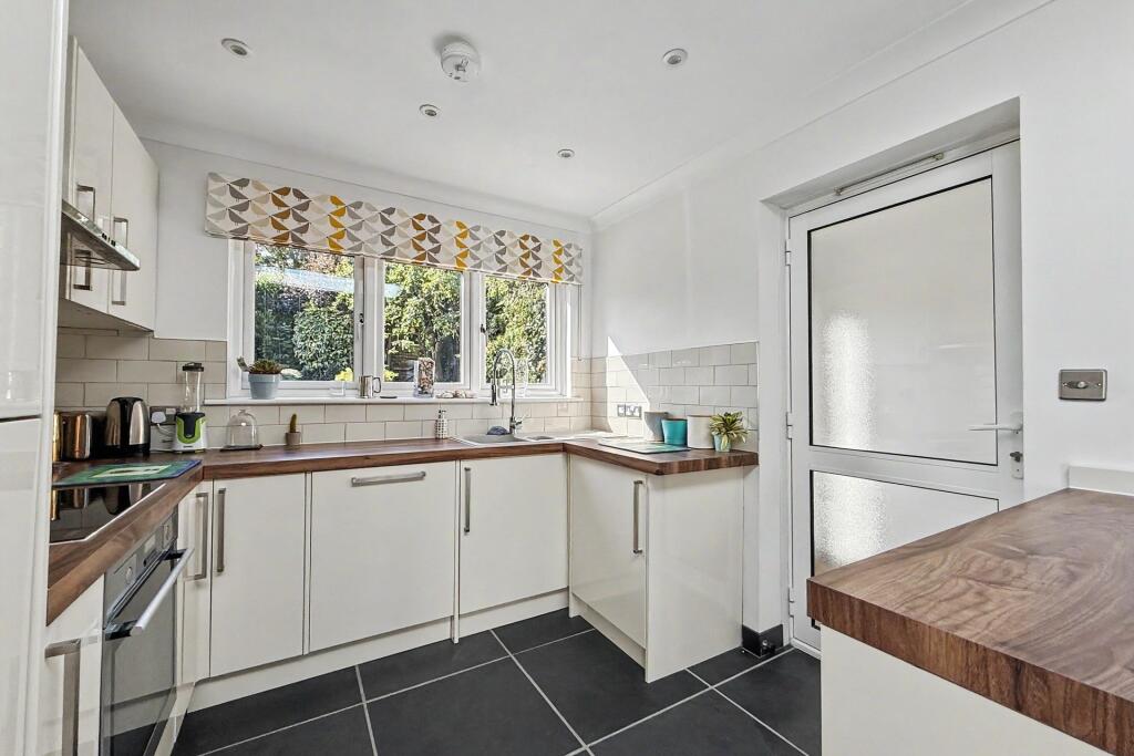 House in Southampton - View 5