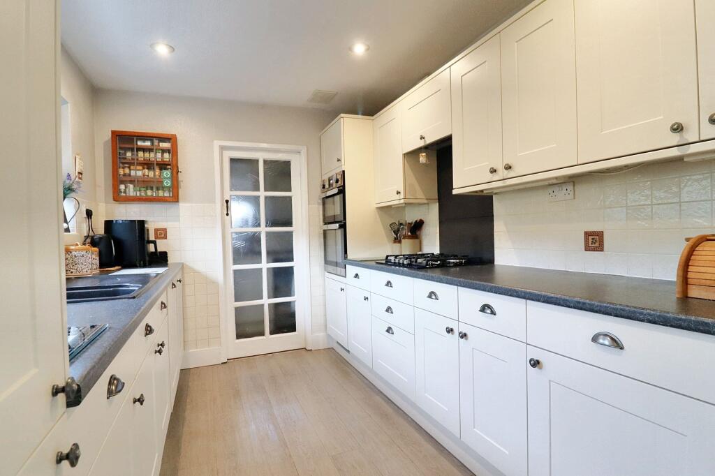 House in Thornbury, Milbury Heath - View 6